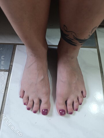 Mimmismama – Since the ass is "Out of Order" there are now feet........yuck I promised I would post here everything s…