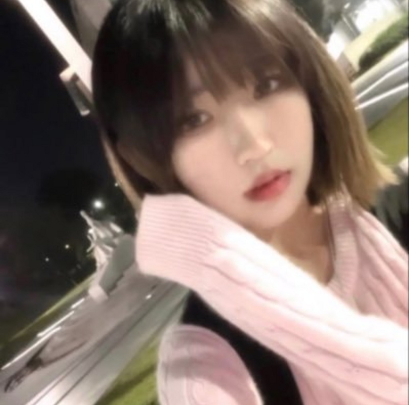 Min nude photo 2