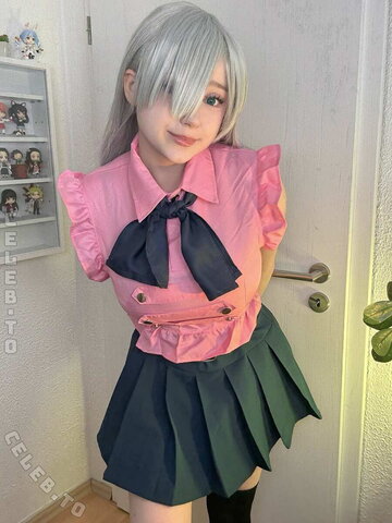 Mina min nude photo 141
