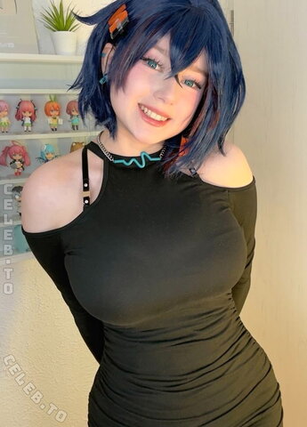 Mina min photo 2
