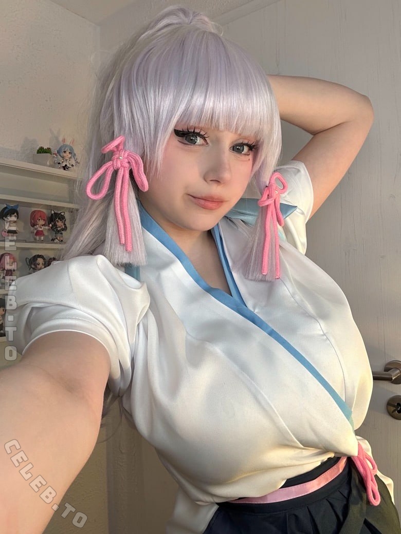 Mina min nude photo 6