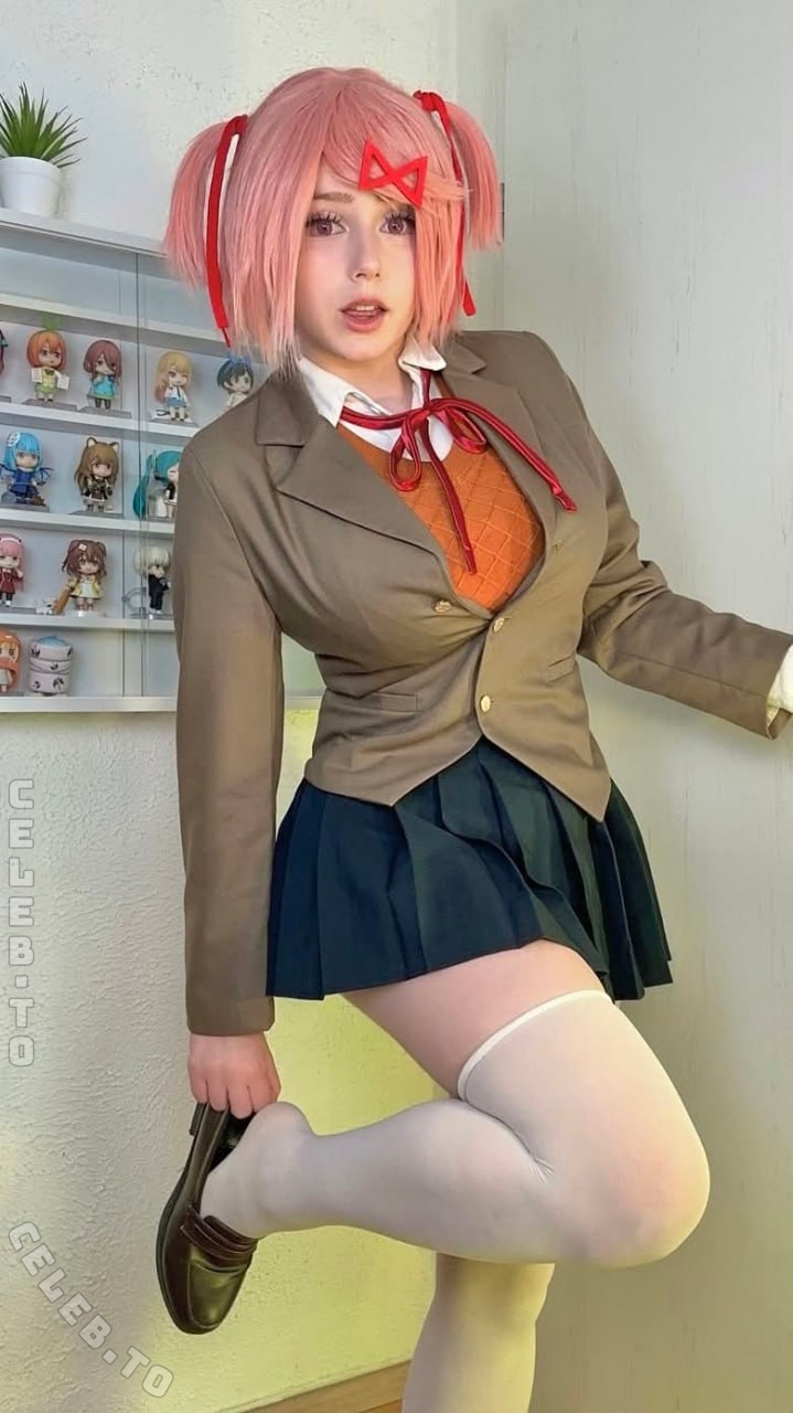 Mina min nude photo 2