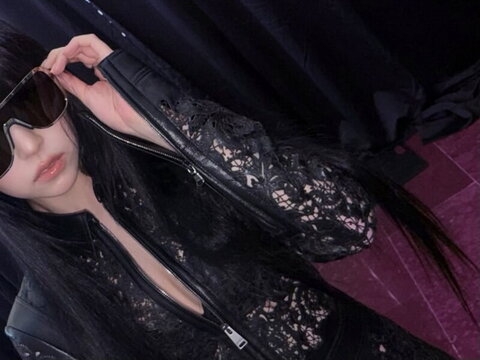 Mina Myoi nude photo 3