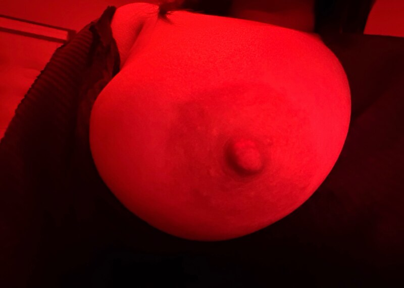 Mina nude photo 2