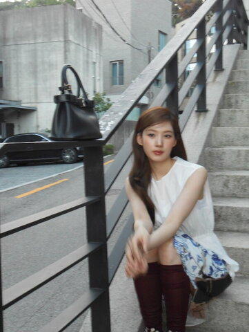 Minatozaki Sana nude photo 13