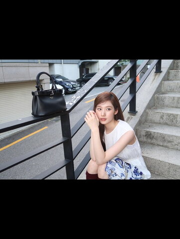 Minatozaki Sana nude photo 8