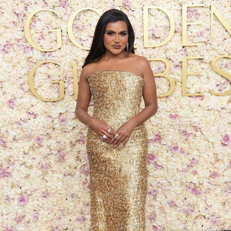 Mindy Kaling nude photo 6