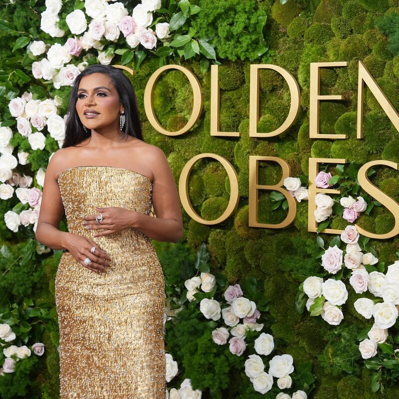 Mindy Kaling nude photo 8