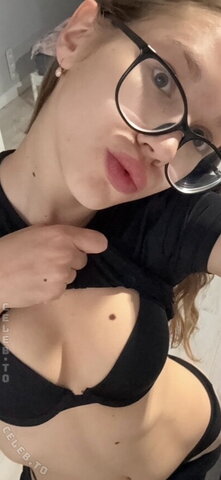 Minikrisss nude photo 43