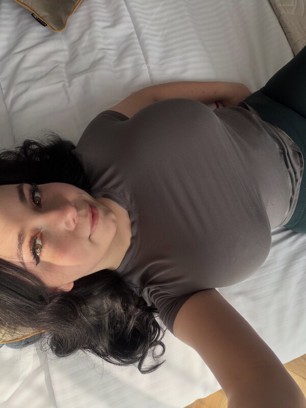 Miniloonaa nude photo 1
