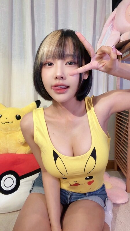 mintonn17 nude photo 1
