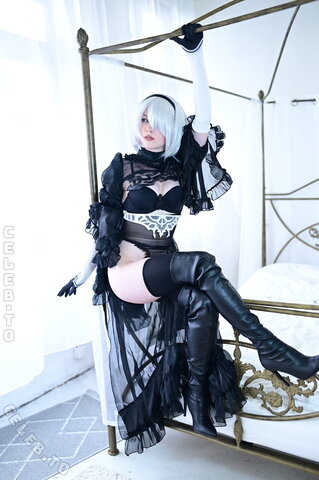 Mira Le Fay nude photo 10