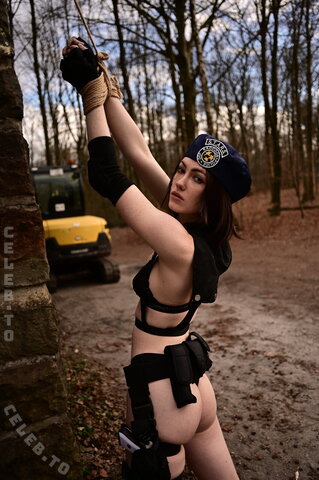 Mira Le Fay nude photo 57