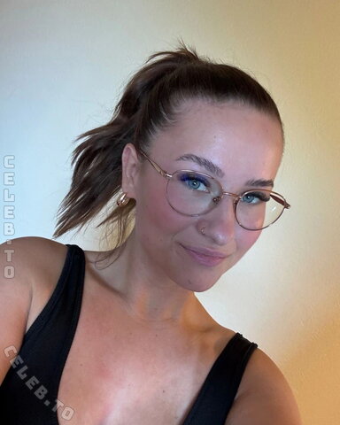 Mira Moon nude photo 40