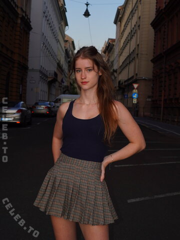 Mira Szalma photo 5