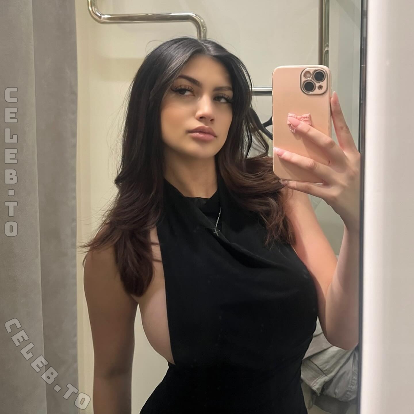 Miracle Chand nude photo 2