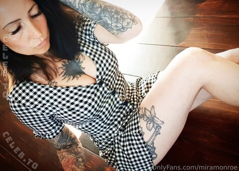 Miramonroe nude photo 23