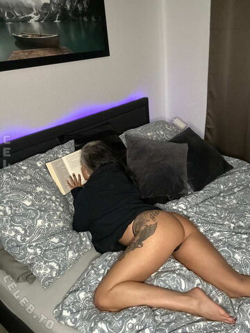 Miramonroe nude photo 7