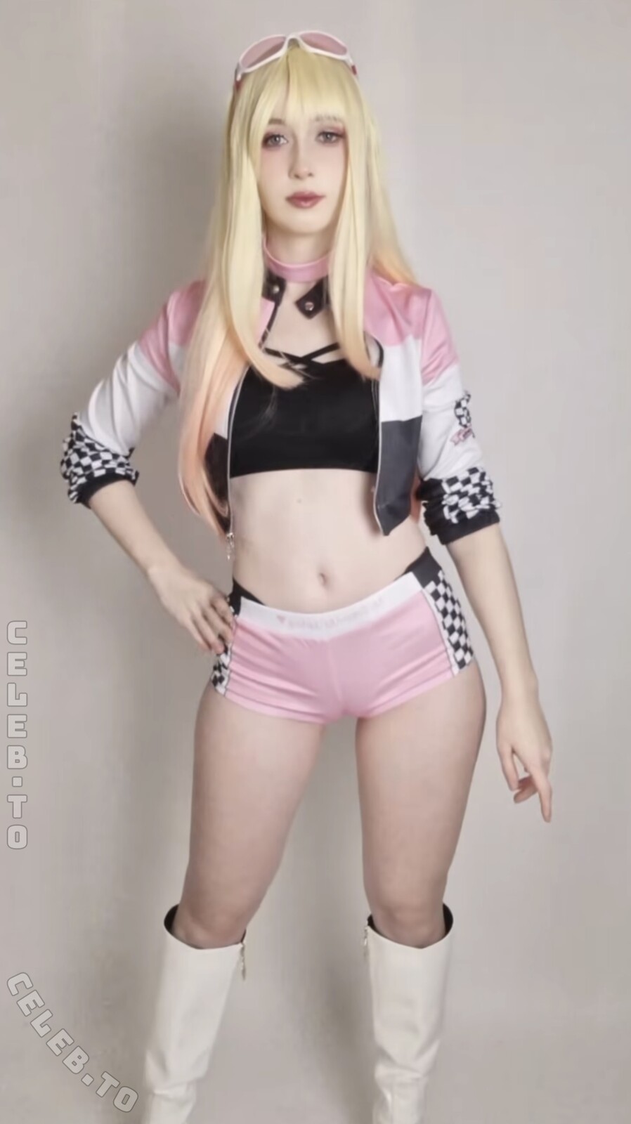 MiranaCosplay nude photo 1