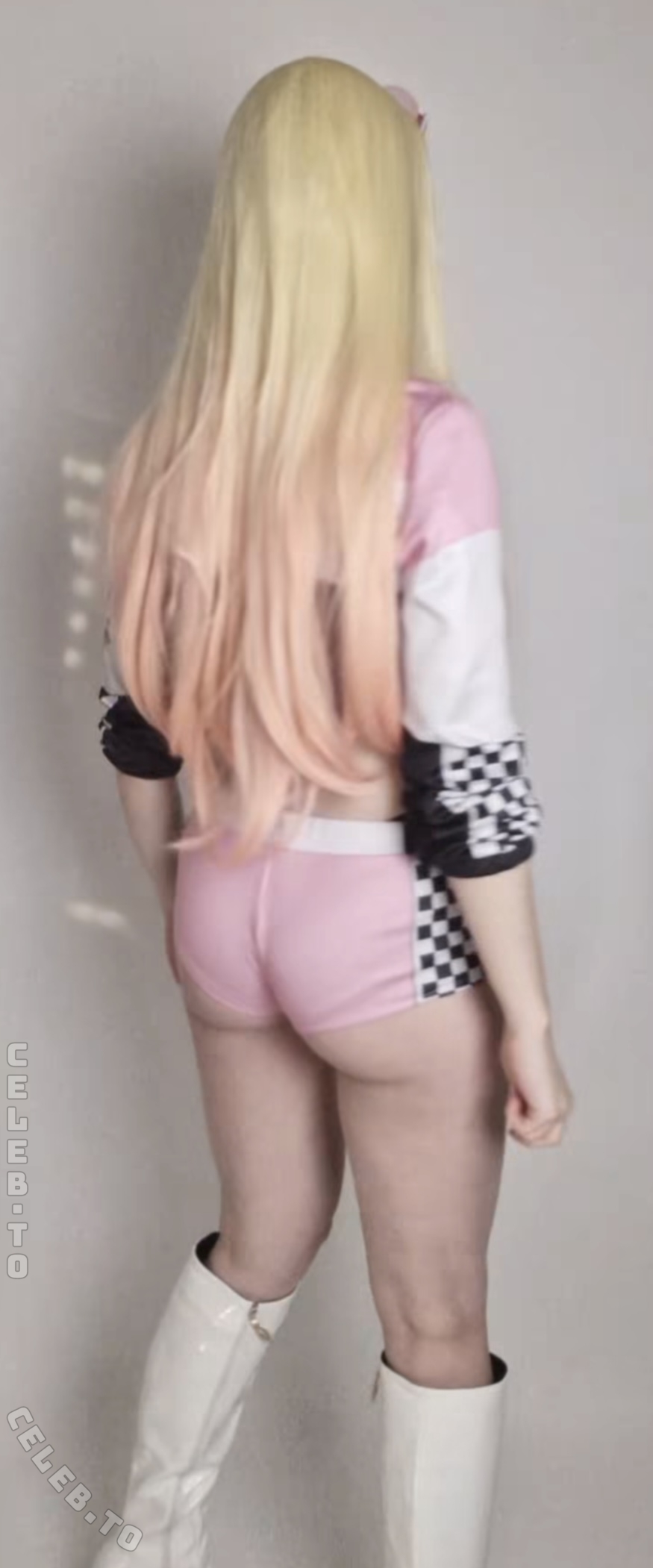 MiranaCosplay nude photo 4