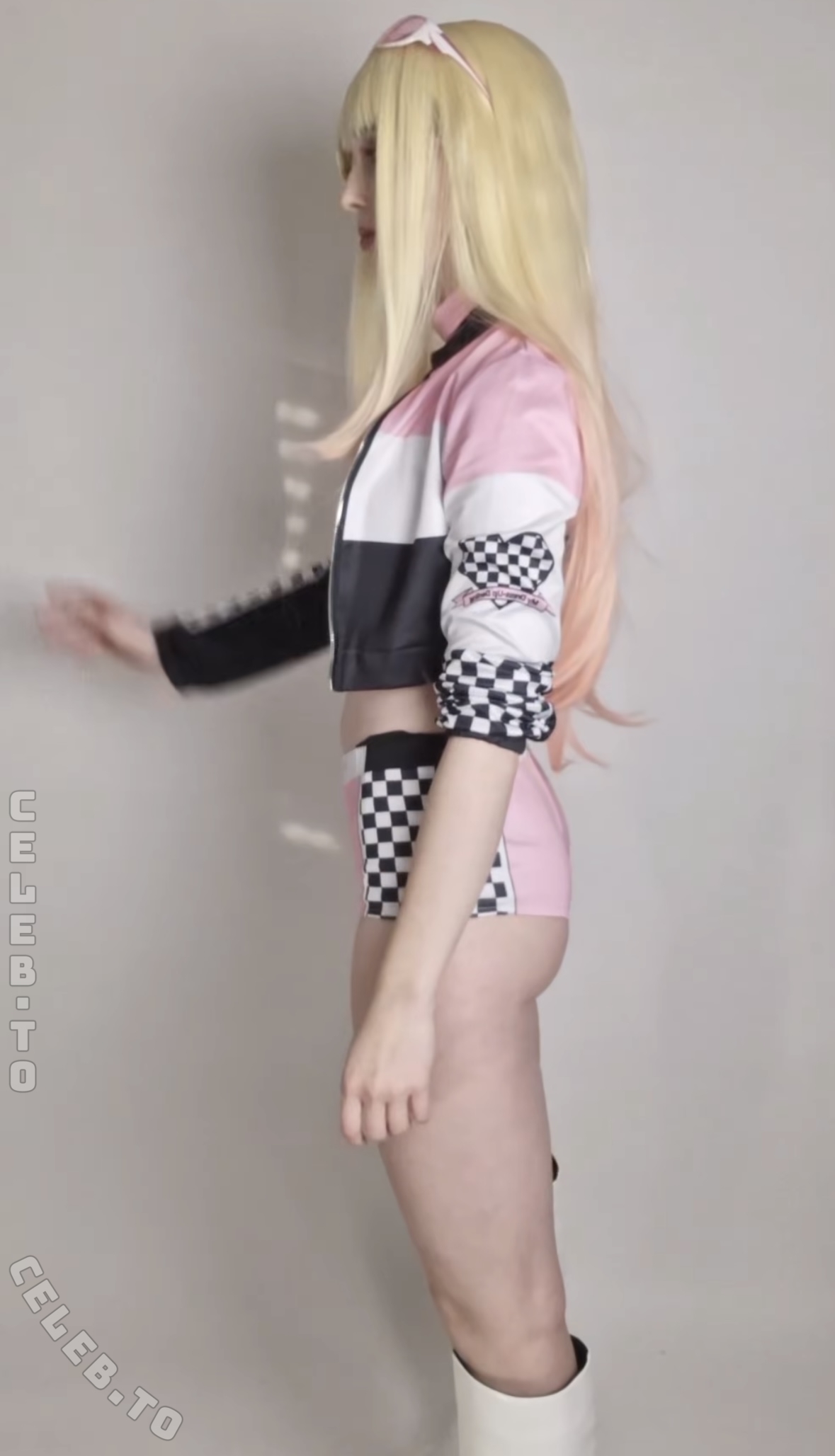 MiranaCosplay nude photo 8