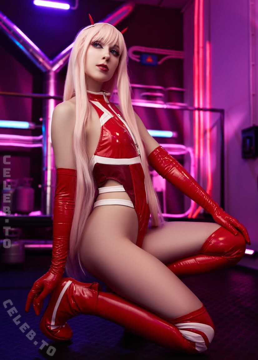 MiranaCosplay nude photo 2