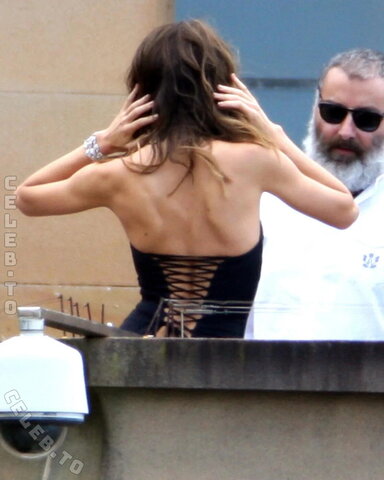 Miranda Kerr nude photo 18