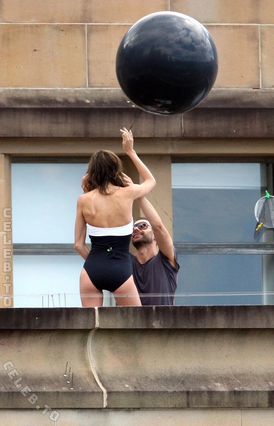 Miranda Kerr nude photo 15