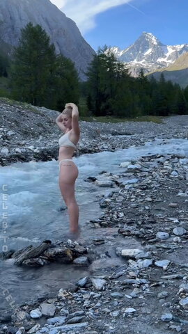Miras.space nude photo 4