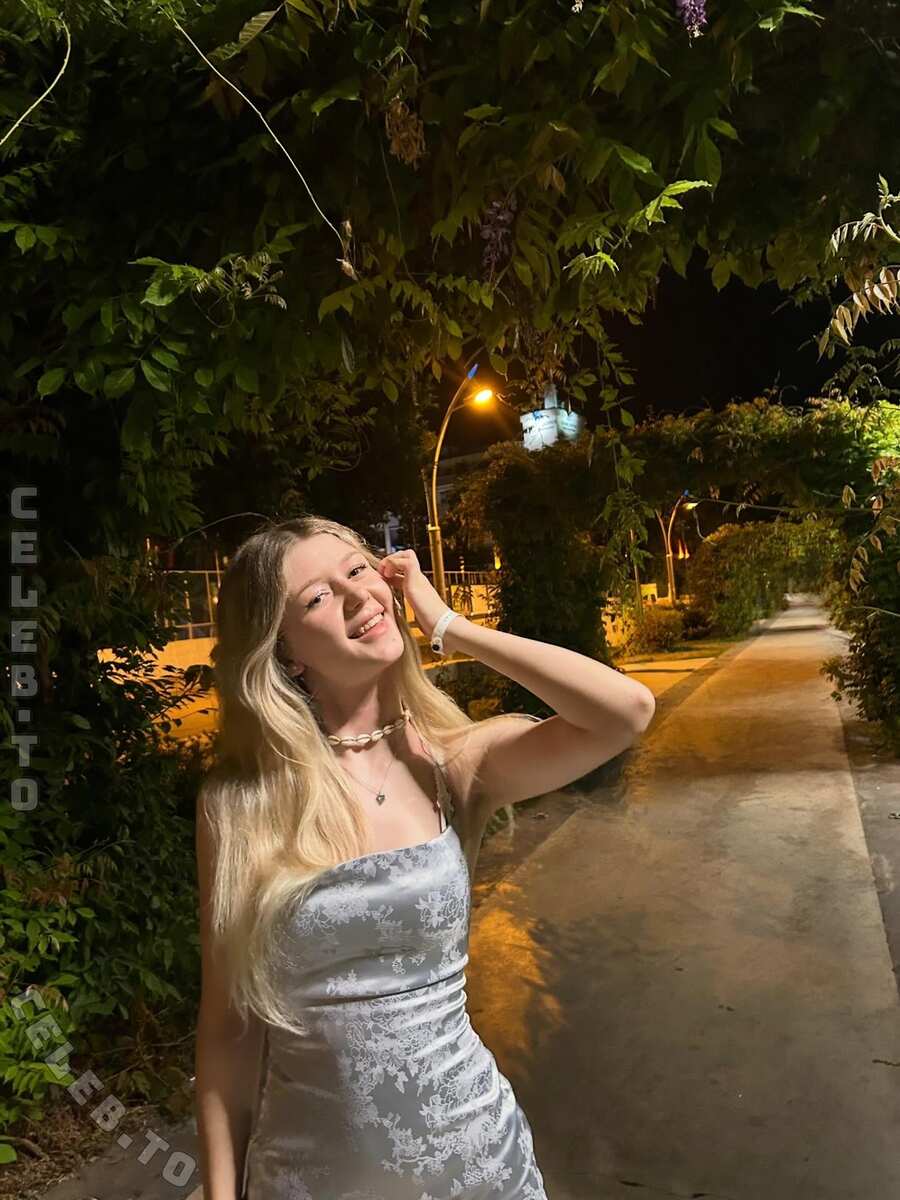 MishaPlu nude photo 2
