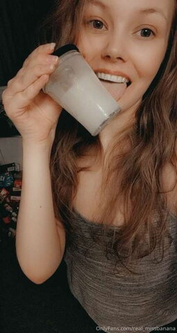 Miss Banana nude photo 1