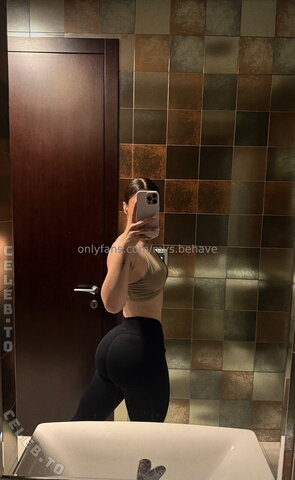 Miss Behave nude photo 8