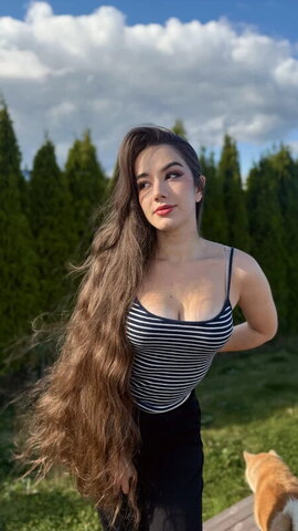 Miss Mikkaa Hot (1 photo)