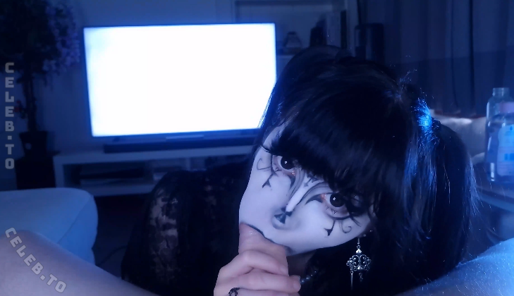 Miss Moons nude photo 2