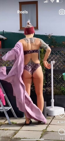 Miss Peaches nude photo 5