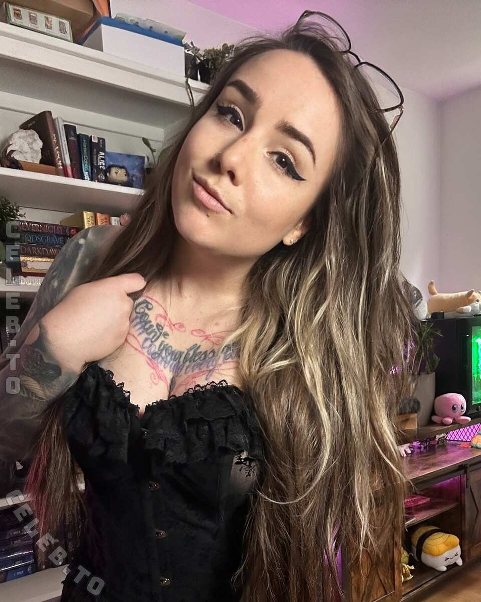 Miss Rage nude photo 1