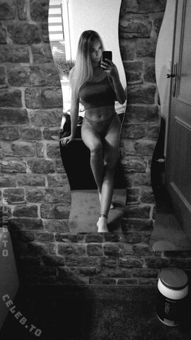 miss_apfelmus2004 – From her Instagram highlight