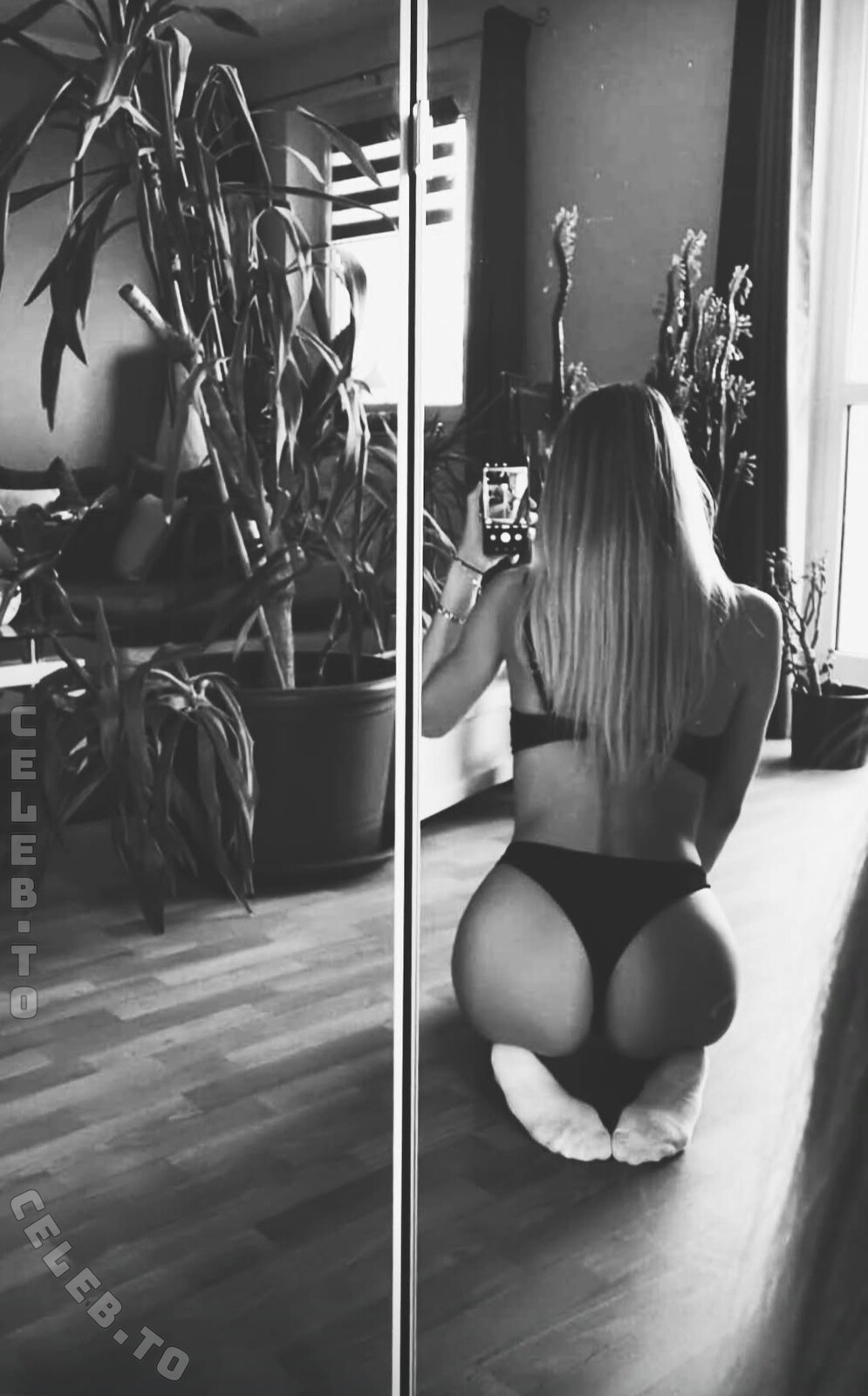 miss_apfelmus2004 nude photo 1
