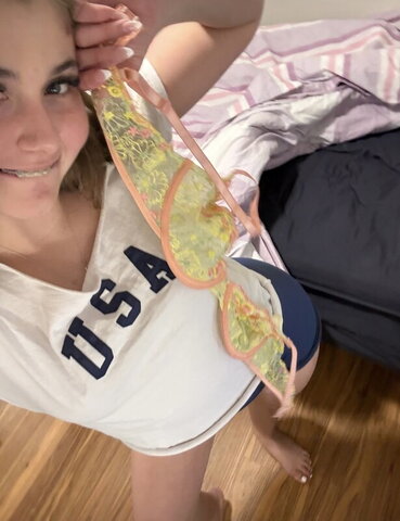 missemelia7 nude photo 31
