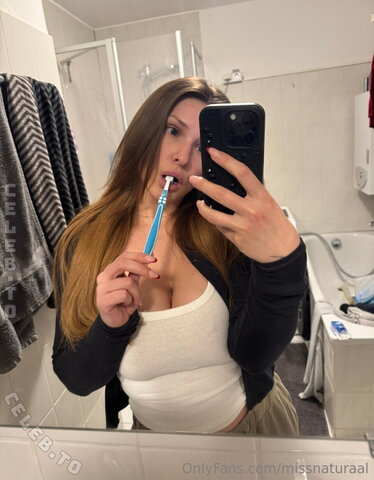 missnaturaal nude photo 4