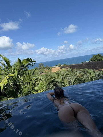 MissRager nude photo 18