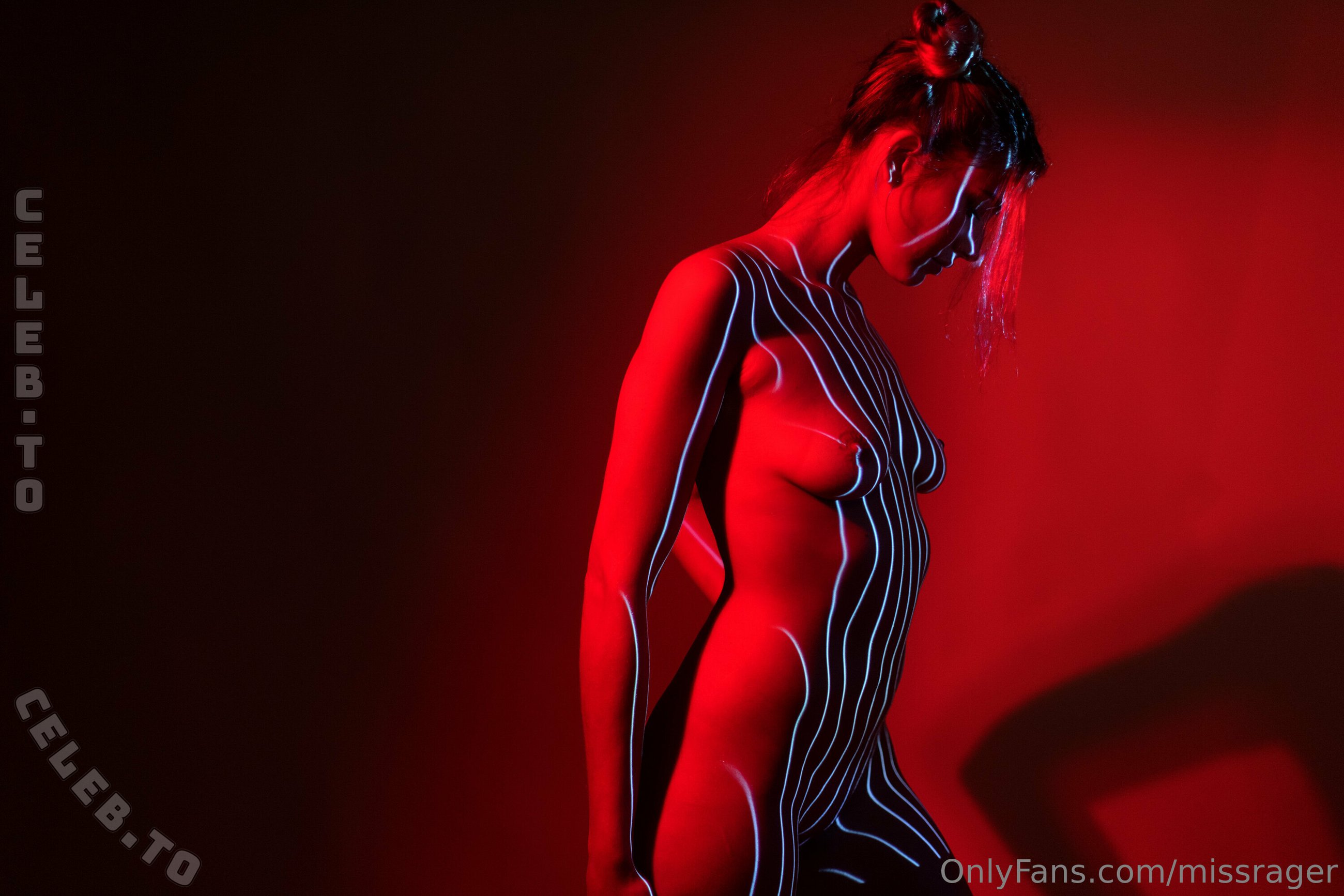 MissRager nude photo 3