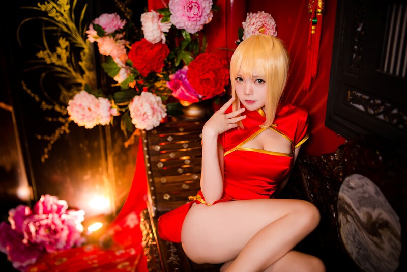 Miu nude photo 4