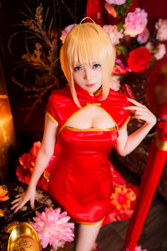 Miu nude photo 7