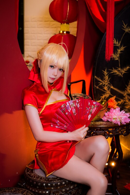 Miu nude photo 9