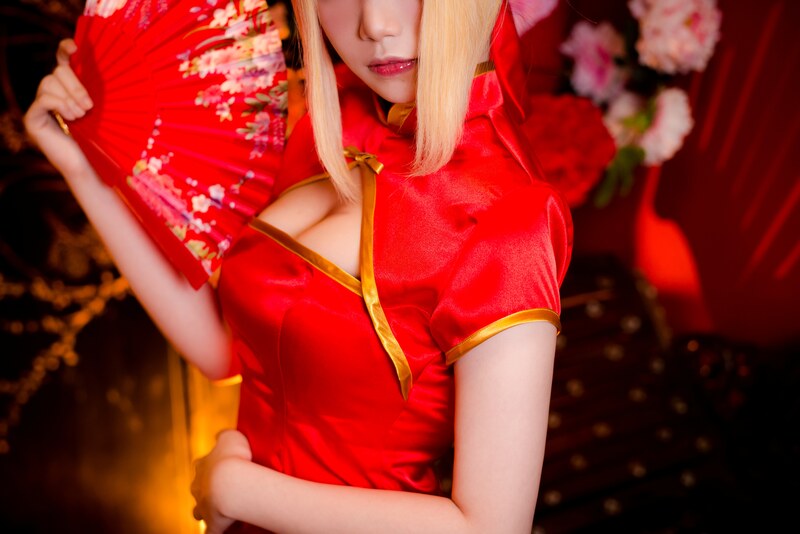 Miu nude photo 12