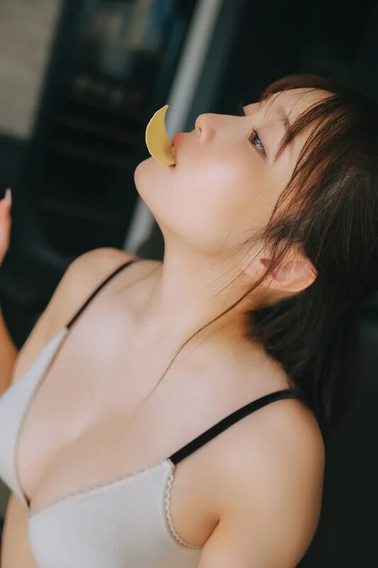 Miyu Kishi nude photo 21