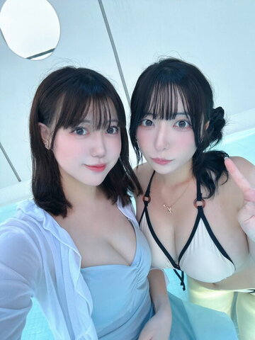 Mizuki Asakura nude photo 1
