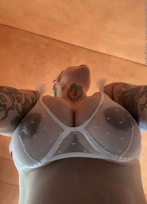 MMA UFC Bec Rawlings nude photo 3