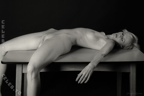 model.cladi nude photo 76